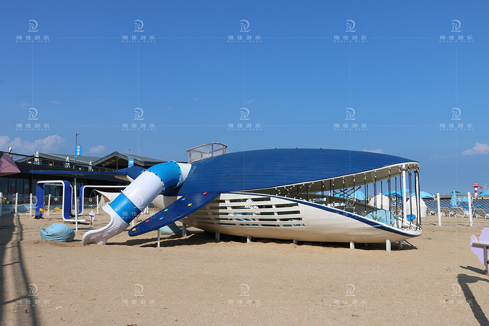 儿童乐园规划设计—从海上来的“大鲸鱼滑梯”